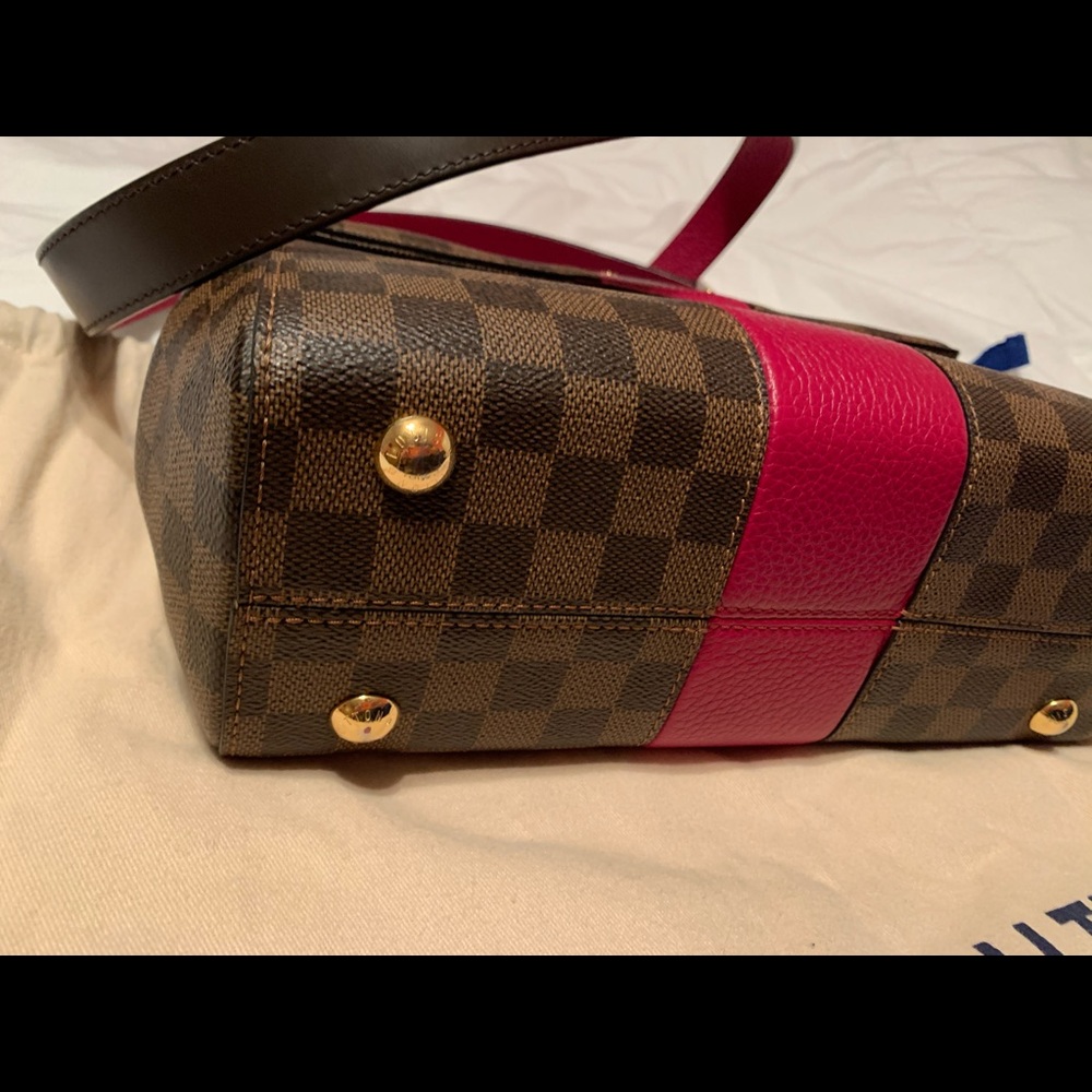 💥💥SOLD 💥💥Louis Vuitton Bond Street crossbody - Picture 2 of 8